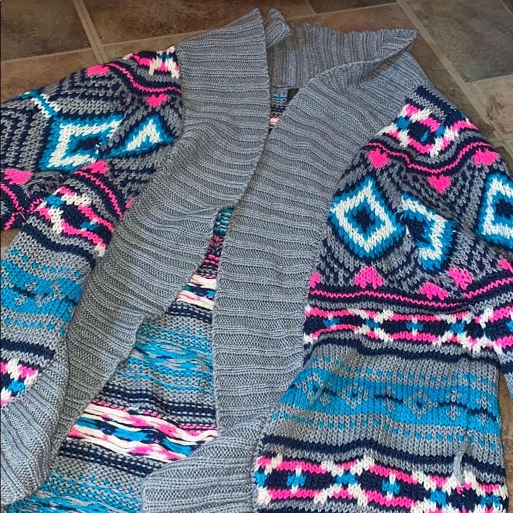 Blue and Pink Detailed Grey Sweater